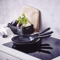 CC003958-001 - Smart Shape Saucepan with Lid, Black - 20cm - Product Image 4